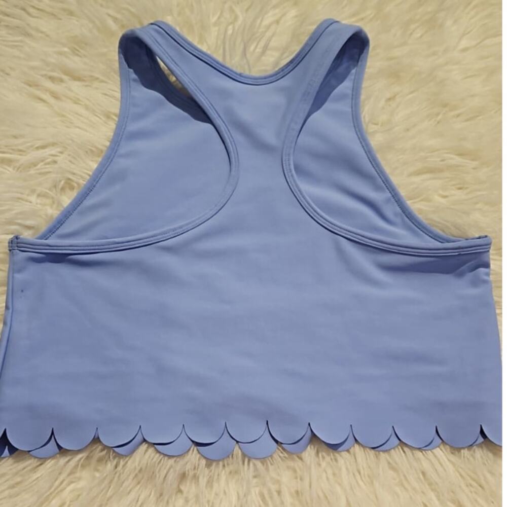 AQUA Athletic Scallop-Hem Crop Top – Exclusive to Bloomingdale’s - Picture 3 of 6